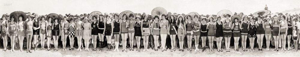 Photo showing: California Cuties -- Huntington Beach, California. Bathing Beauty Pageant, 1925. Three-panel gelatin silver print by Miles F. Weaver.