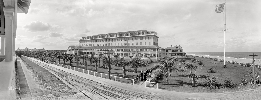 Photo showing: The Breakers: 1900 -- Palm Beach, Florida. The Breakers from the Casino.