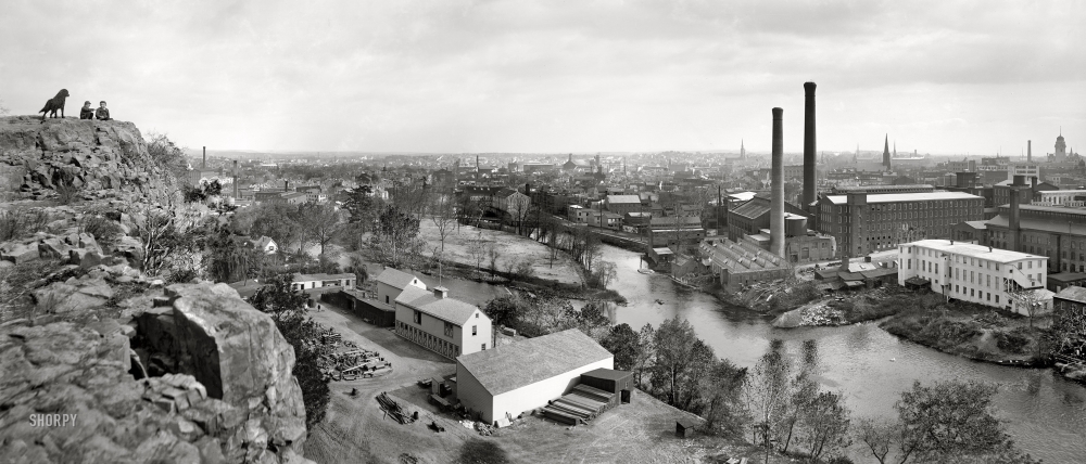 Photo showing: Paterson Panorama II -- Circa 1901. Paterson, New Jersey, and Passaic River from Reservoir Park.