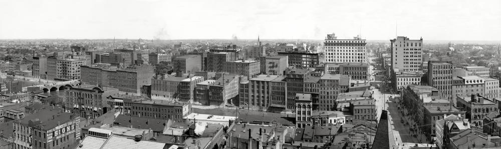 Photo showing: Rochester Panorama -- Rochester, New York, circa 1905. Panorama of three 8x10 glass plates.