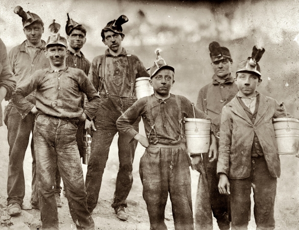 Photo showing: Barnesville Mine -- October 1908. Drivers and Trappers Going Home. Barnesville Mine, Fairmont, West Virginia.