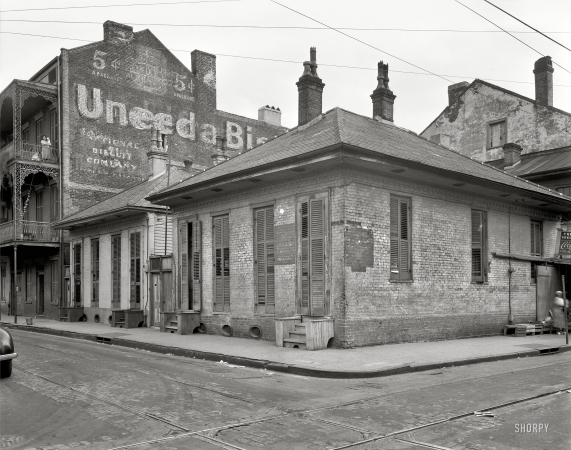 Photo showing: Dumaine at Bourbon -- New Orleans circa 1937. Dumaine Street at Bourbon.