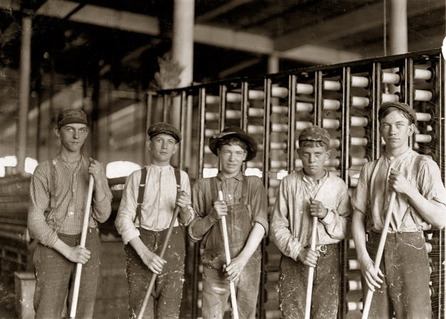 Photo showing: Boys With Brooms -- November 1908. Some sweepers in a North Carolina cotton mill.
