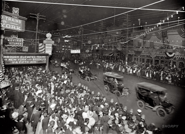 Photo showing: Coney Island Mardi Gras -- New York, 1908.