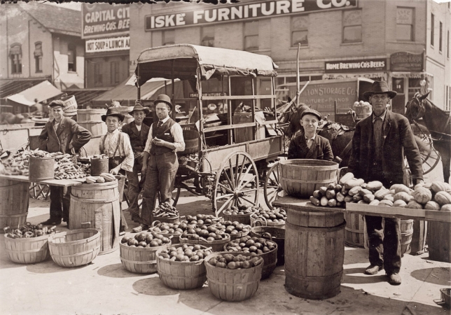 Photo showing: Fruit Market -- Indianapolis Market. August 1908.