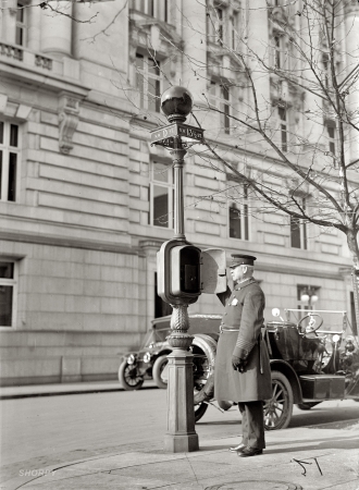 Photo showing: Police Call Box -- Washington, D.C., circa 1912. Police Call Box, 13½ and D streets N.W.