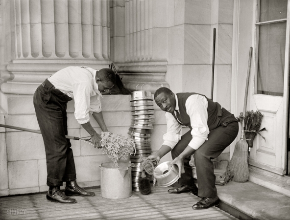 Photo showing: A Clean Sweep -- 1914. U.S. Capitol. Cleaning interior. More specifically, the cuspidors.