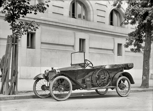 Photo showing: Car-Nation -- Washington, D.C., circa 1914. An inexpensive cyclecar produced between 1913-1914.