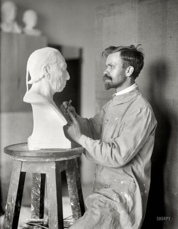 Photo showing: Tete-a-Tete -- Washington, D.C., 1914. Frank Mischa, sculptor.