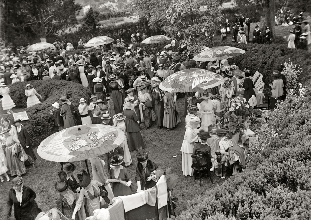 Photo showing: Garden Party -- May 1, 1915. May Day charity benefit for the Washington Diet Kitchen Association.