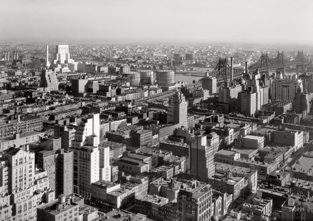 Photo showing: New York from the Dumont Building -- New York Hospital, East River and Queensboro Bridge, 1933. 