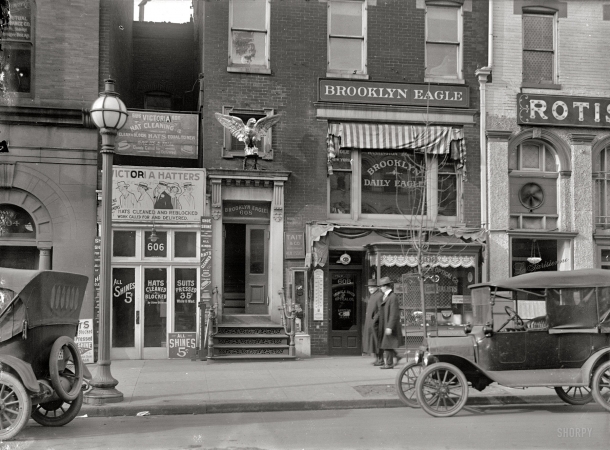 Photo showing: Brooklyn Daily Eagle -- The newspaper's Washington bureau at 608 14th Street N.W. in 1916.