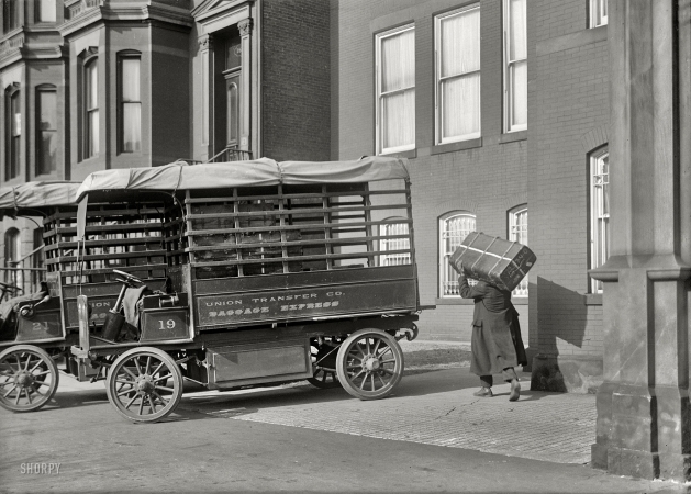 Photo showing: Baggage Express -- Washington, D.C. February 1917. Union Transfer Company truck, German Embassy.