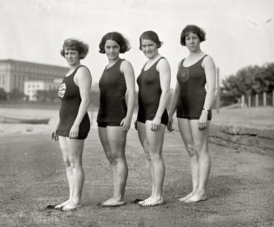 Swimming (Sport) :: Framed / Poster Art / Vintage Photos