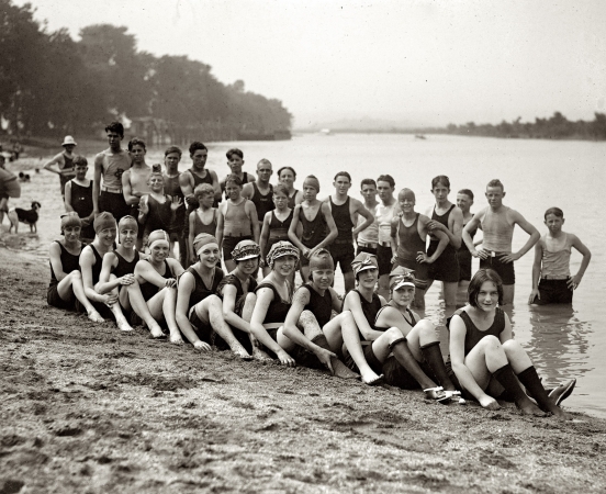 Photo showing: Boys and Girls -- June 16, 1923. Washington, D.C. Arlington bathing beach. 