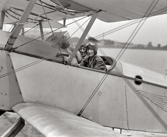 Photo showing: Budding Aviatrix: 1923 -- Janet Moffett, daughter of Rear Admiral William Moffett, The Father of Naval Aviation.