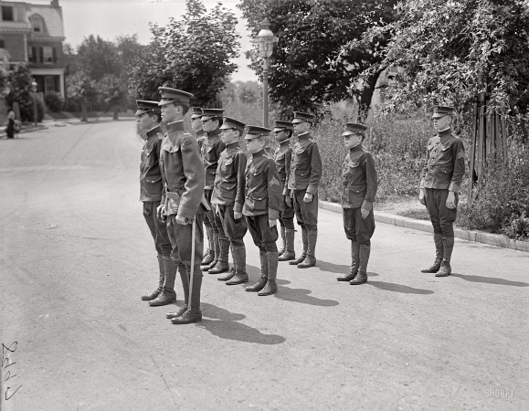 Photo showing: J.A.G.: 1917 -- Junior American Guard drilling, Washington, D.C.
