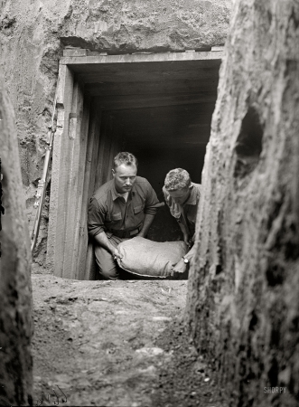 Photo showing: Warfare 101 -- Washington, D.C., 1917. American University training camp.