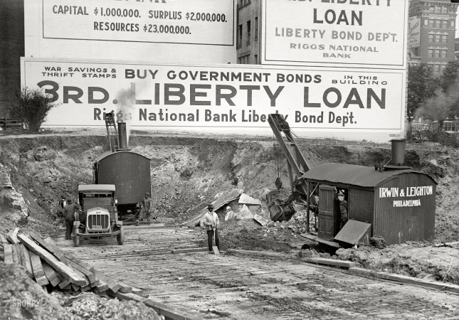 Photo showing: Big Dig -- Washington, D.C., April 1918. Downtown construction.