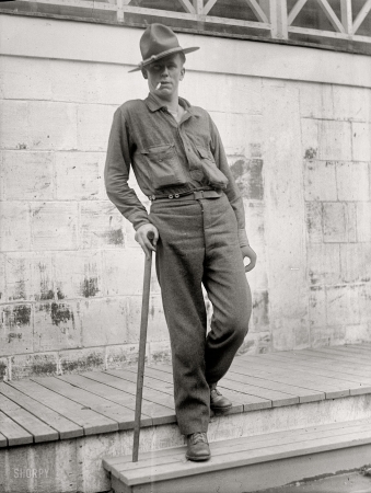 Photo showing: Back From the War: 1918 -- Walter Reed Hospital, Washington, D.C.