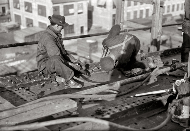 Photo showing: Nuts and Bolts -- Washington, D.C. (vicinity). Alexandria shipyard, 1919.