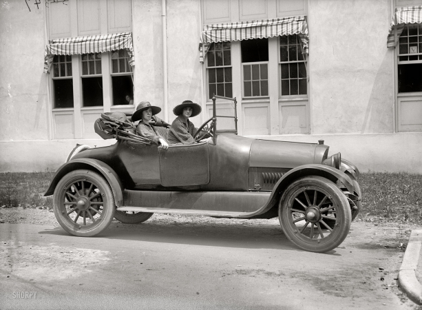 Photo showing: Hop In -- Washington, D.C., circa 1919. Eleanor Taylor Marsh and Florence Brewer Boeckel of the National Woman's Party.