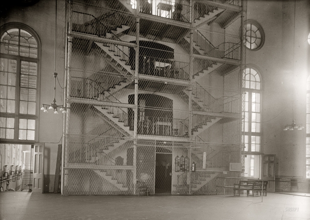 Photo showing: D.C. Jail -- Washington, D.C., 1919.