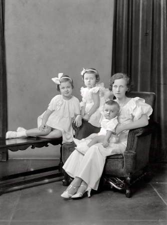 Photo showing: Mother: 1933 -- Mrs. Vincent P. Ahearn, wife of the executive secretary of the Industrial Sand Association.