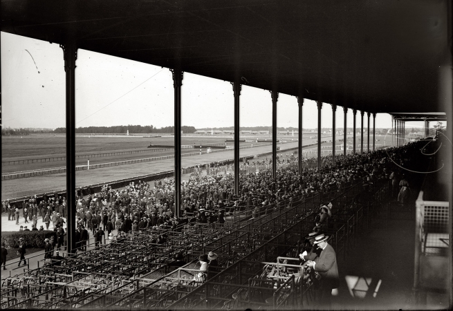 Photo showing: Belmont Park -- June 1913. Grandstand at Belmont Park.