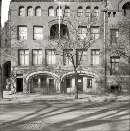 Photo showing: Embaixada do Brasil -- Washington, D.C., 1925. Brazilian Embassy, Henry Adams House, 1603 H Street N.W.