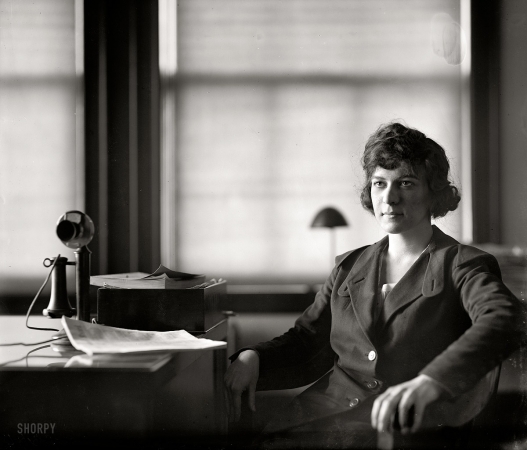 Photo showing: Youngest Lawyer -- Pauline Floyd, 24, youngest lawyer ever admitted to practice before the U.S. Supreme Court. Washington circa 1922.