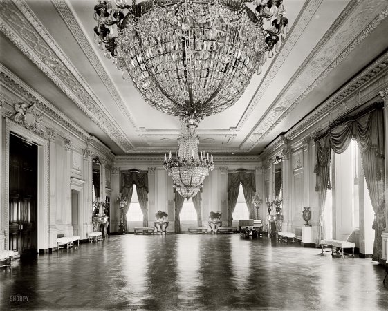 Photo showing: The East Room -- The White House, circa 1910.