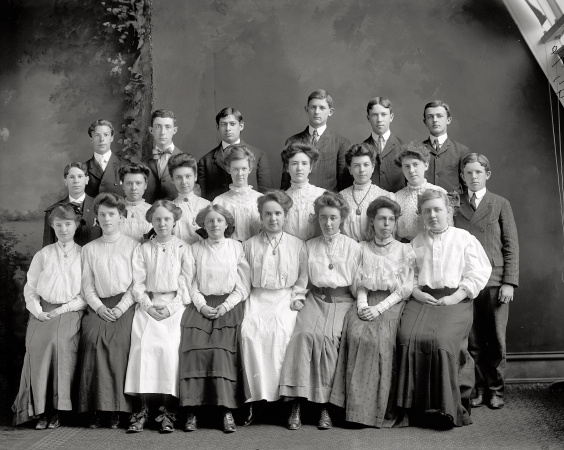 Photo showing: Classy Class Photo -- Washington, D.C. circa 1905. Business High.