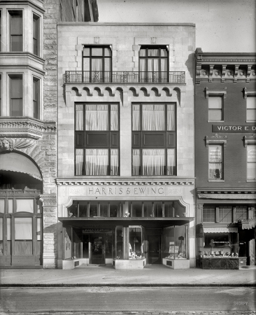 Photo showing: Harris and  Ewing -- Washington, D.C., circa 1924. Harris & Ewing. Exterior, new studio, 1313 F Street N.W.