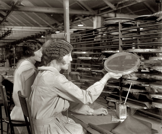 Photo showing: Radio Days. -- 1928. Speaker grille assembly at the Atwater Kent radio factory in Philadelphia.