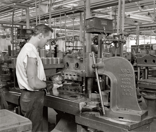 Photo showing: Heavy Metal -- Philadelphia circa 1928. The Atwater Kent factory, which made radios and auto ignition parts.