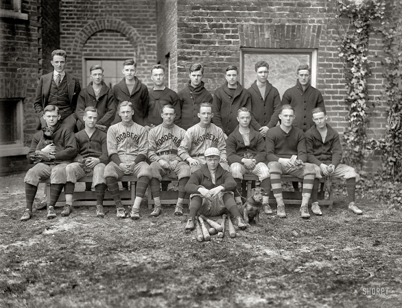 Photo showing: Guys and Dogs -- Orange, Virginia, circa 1910. Woodberry Forest baseball team.