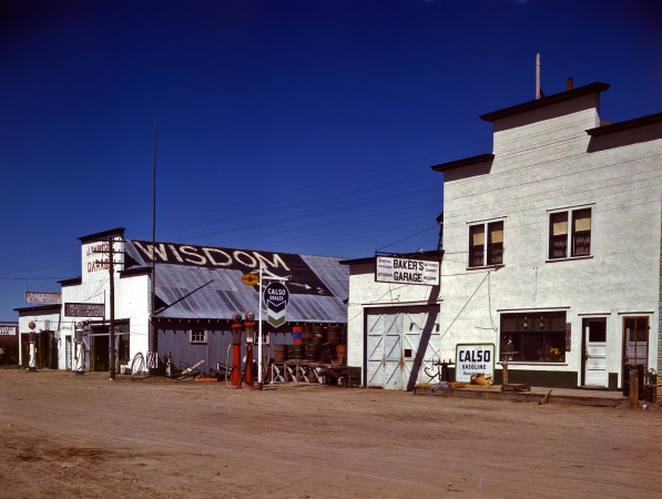 Photo showing: Wisdom Garage -- Baker's Garage, Wisdom, Montana, 1942.