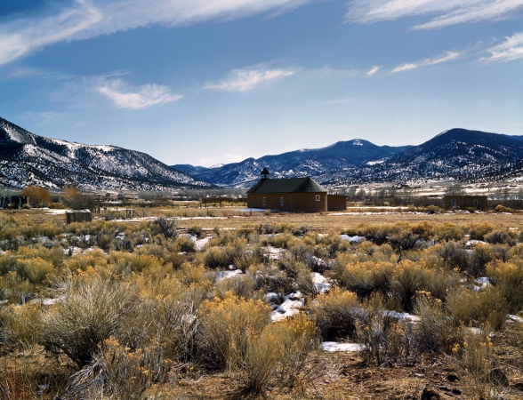 Photo showing: New Mexico -- Church at Cerro, near Costilla, New Mexico, Spring 1943.