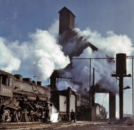 Photo showing: Steam Station -- Chicago, December 1942. Locomotives at the coaling station of the Chicago & North Western Railroad yards.