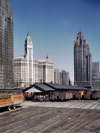 Photo showing: Chicago Towers -- General view of part of the South Water Street Illinois Central Railroad freight terminal, April 1943.