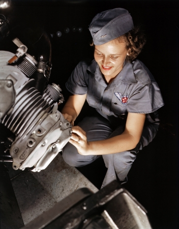 Photo showing: Wright Whirlwind -- August 1942. Mechanic Mary Josephine Farley works on a Wright Whirlwind motor, Naval Air Base, Corpus Christi, Texas.