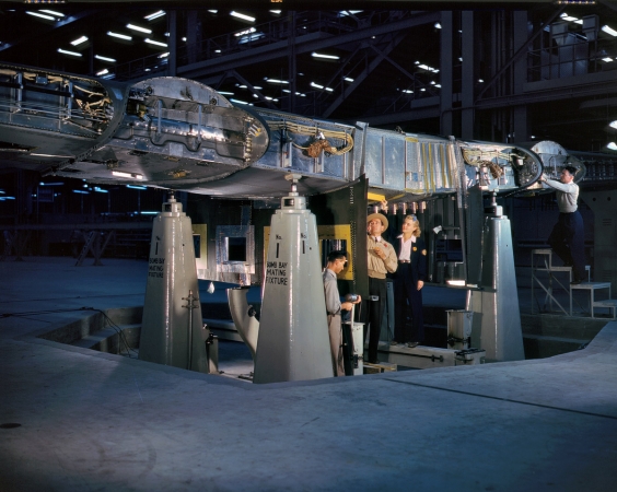 Photo showing: Liberator -- October 1942. Wing center section of a Liberator bomber at the Consolidated Aircraft plant, Fort Worth, Texas.