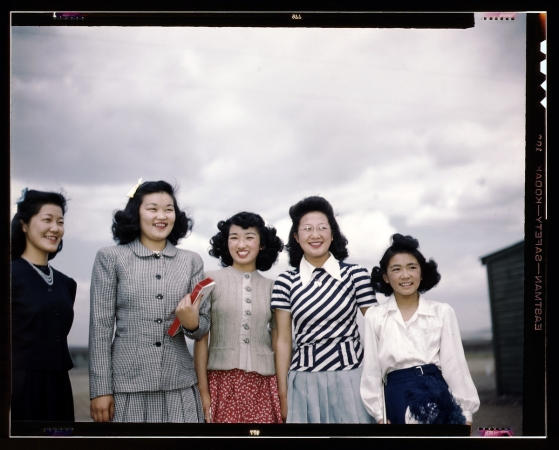 Photo showing: Five Smiling Women -- Tule Lake Relocation Center, Newell, California. 1942 or 1943. 