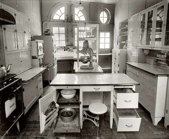 Photo showing: Kitchen Workstation -- Washington, D.C., circa 1924. 1734 N St. kitchen.