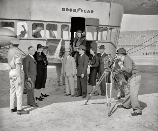 Photo showing: Going Up: 1938 -- Goodyear Blimp, Golden Gate. Promoting San Francisco's Golden Gate International Exposition World's Fair.