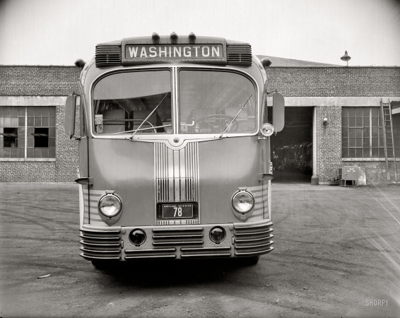 Photo showing: Washington Here I Come -- Greyhound bus, circa 1938.