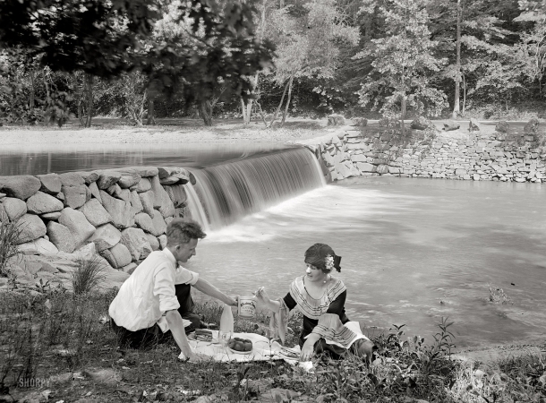 Photo showing: Spooning in the Park -- Rock Creek Park in Washington, D.C., 1924. Promotional photo for Chestnut Farms Dairy.