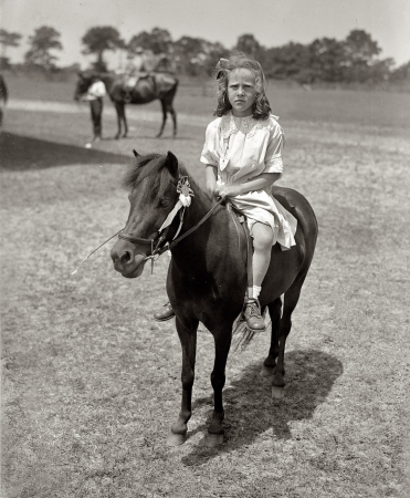 Photo showing: My Little Pony -- New York, July 22, 1918. Alice de Goicouria Belmont on Beauty.