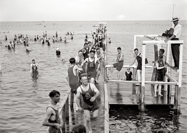 Photo showing: Chesapeake Beach -- July 1919. Walter Reed outing at Chesapeake Beach, Maryland.